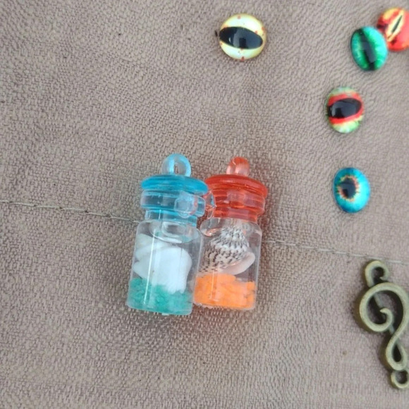 Miscellaneous Lot - Picture 3 of 4